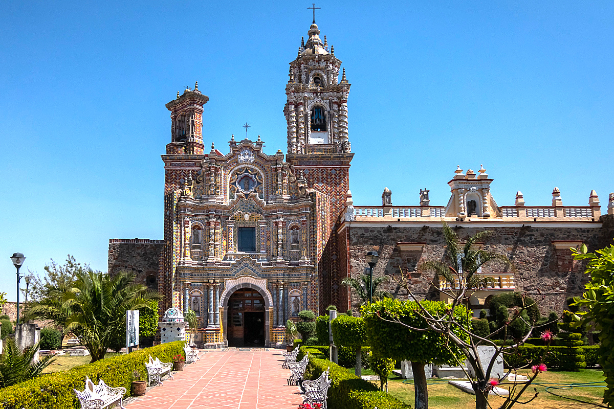 Private Tour Cover Photo 1200x800 WayToMexico
